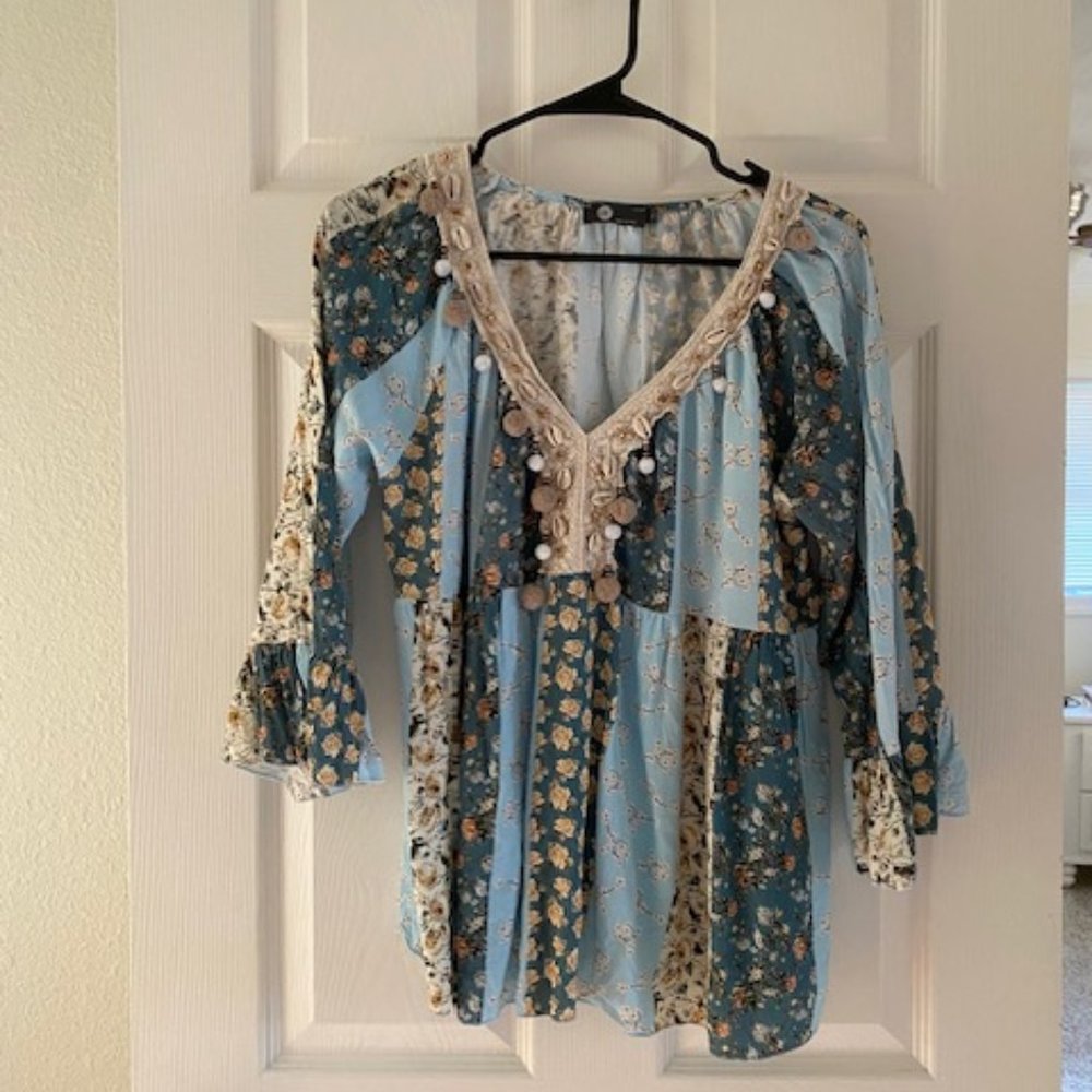 M Made in Italy Long sleeve Blouse Size L